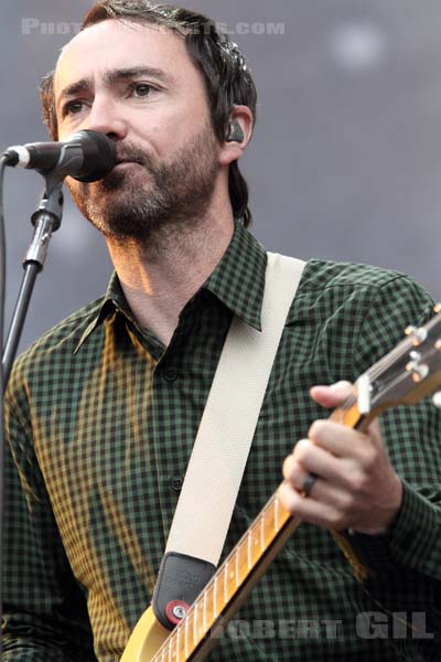 THE SHINS - 2012-08-24 - SAINT CLOUD - Domaine National - Scene de la Cascade - 